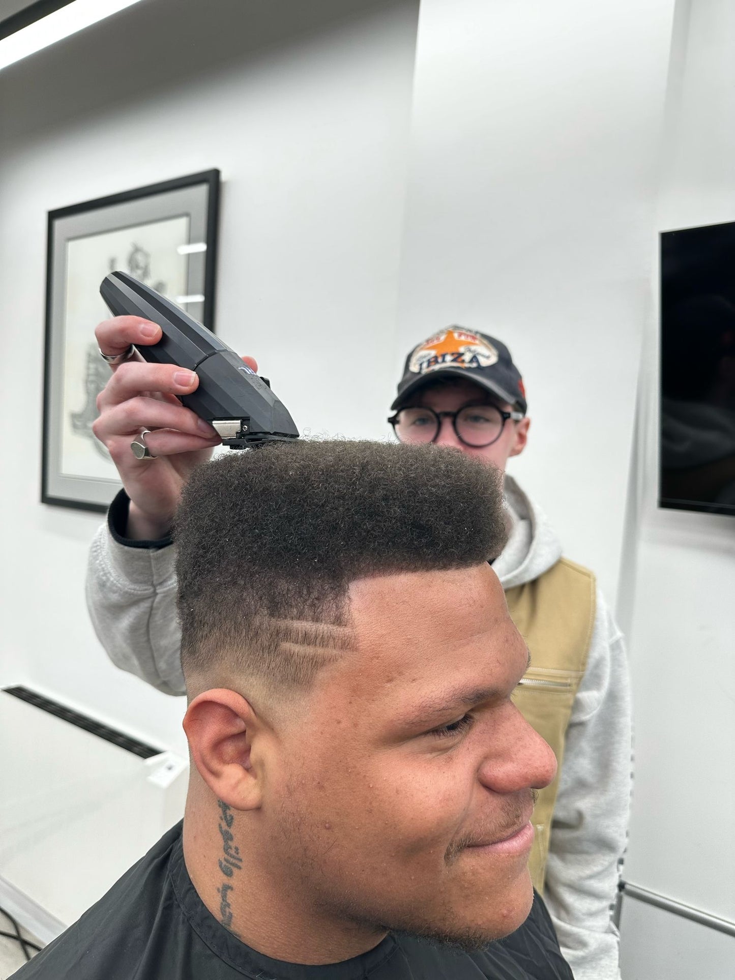 Help Up Complete Barbering Course Part time 2 days a week over 25 weeks = 50 days 350 hours (Tue to Fri) start 27 June 2025