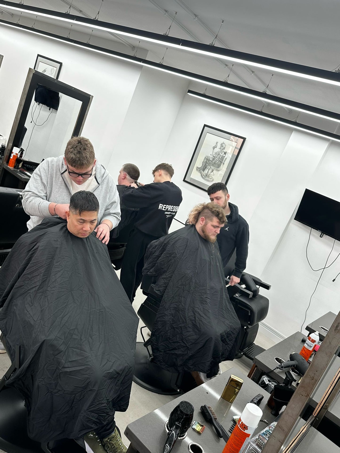 Help Up Complete Barbering Course Part time 2 days a week over 25 weeks = 50 days 350 hours (Tue to Fri) start 27 June 2025